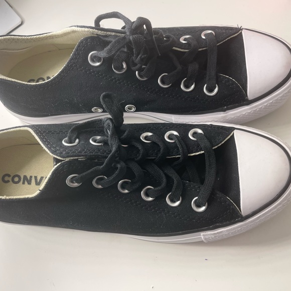 Low Platform Converse - Picture 4 of 4